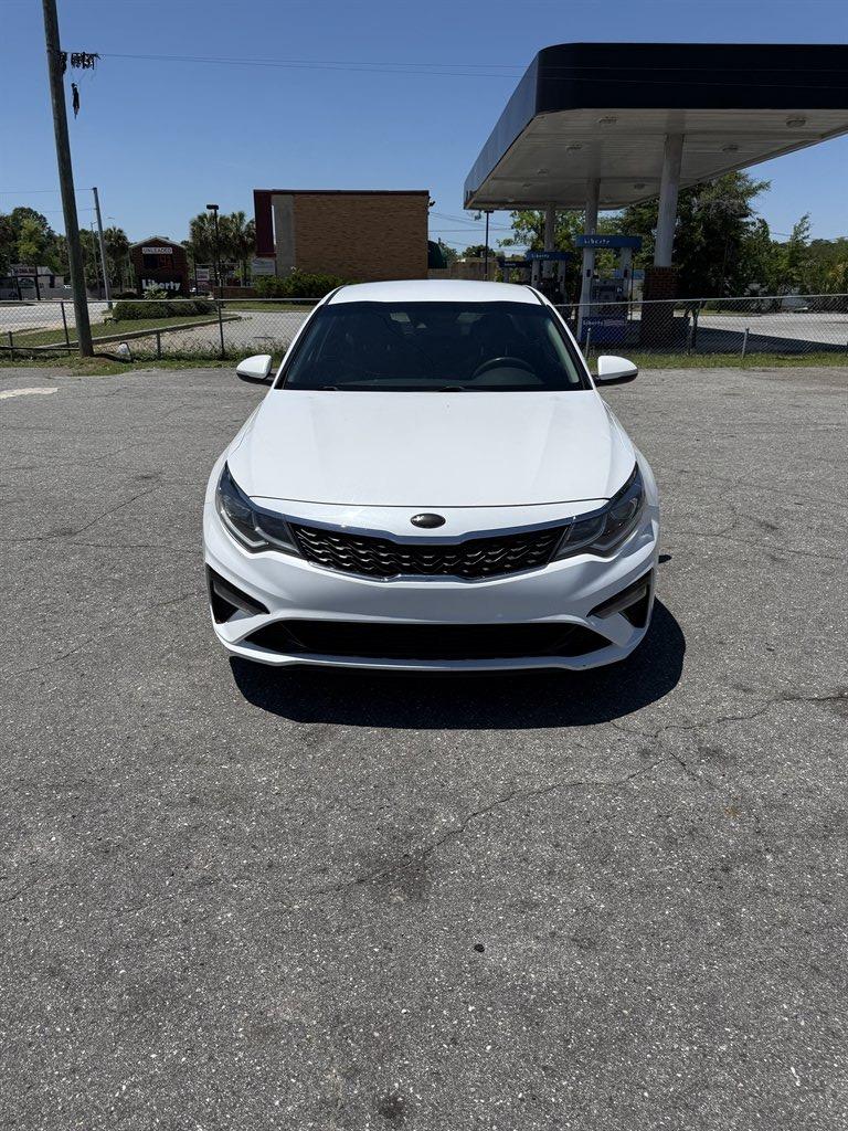 2019 Kia Optima LX AT's photo